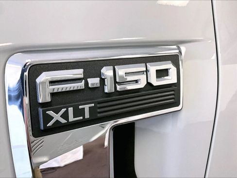 Used 2023 Ford F150 XLT w/ XTR Package image 13