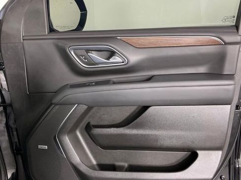 Used 2023 Chevrolet Tahoe High Country RWD image 25