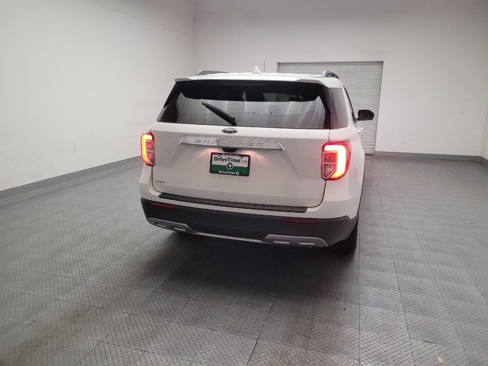 Used 2021 Ford Explorer XLT w/ Equipment Group 202A RWD image 7