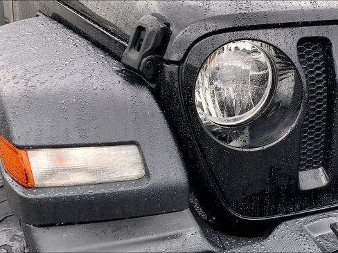 Used 2023 Jeep Wrangler Sport image 25