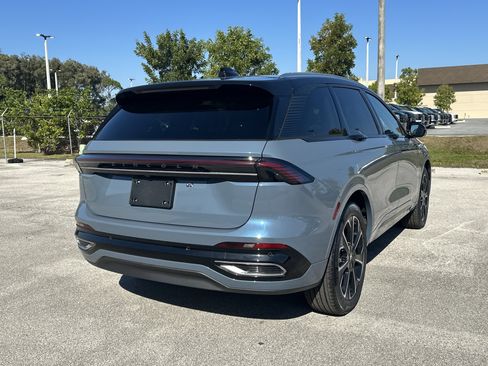 New 2026 Lincoln Nautilus Reserve image 6