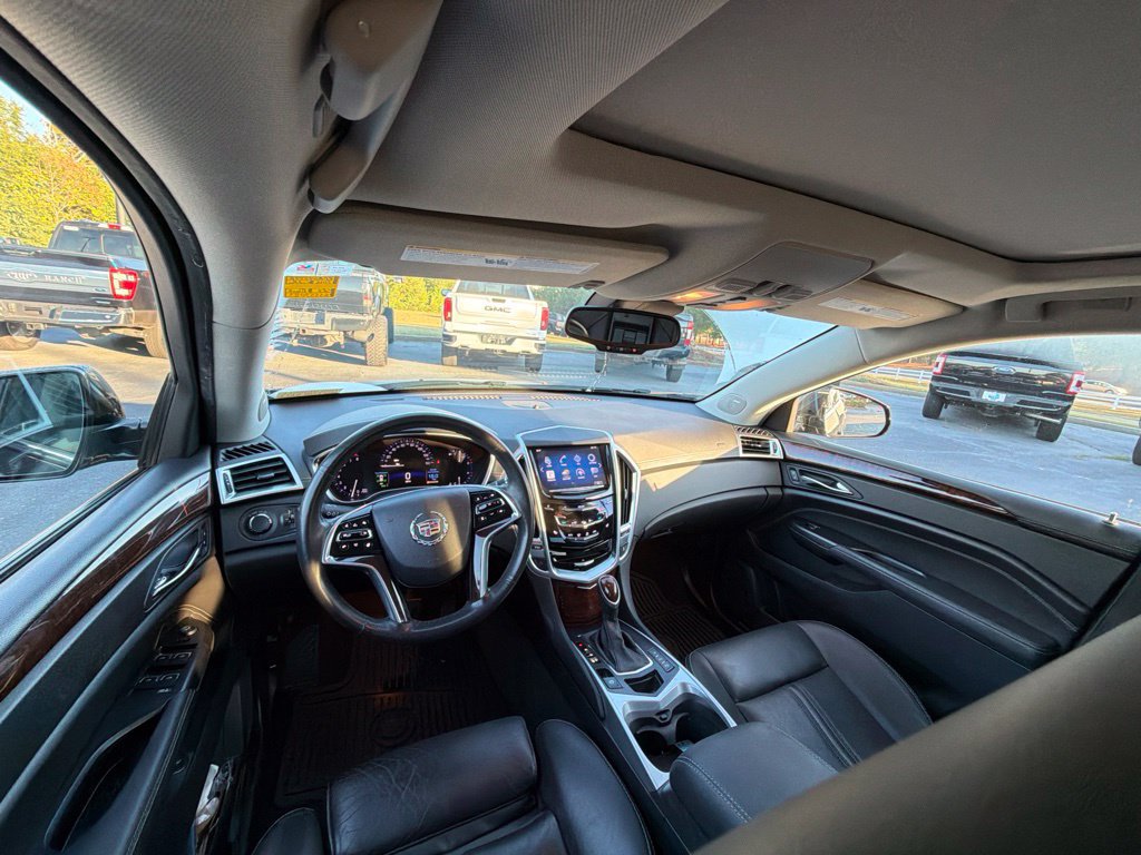 Used 2016 Cadillac SRX Luxury w/ Driver Awareness Package AWD/4WD image 15