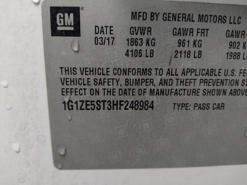 Used 2017 Chevrolet Malibu LT image 33