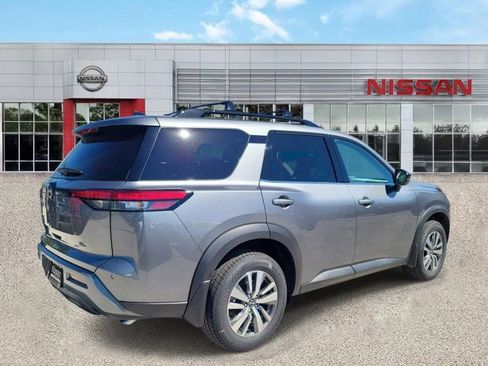 New 2026 Nissan Pathfinder SL FWD image 2