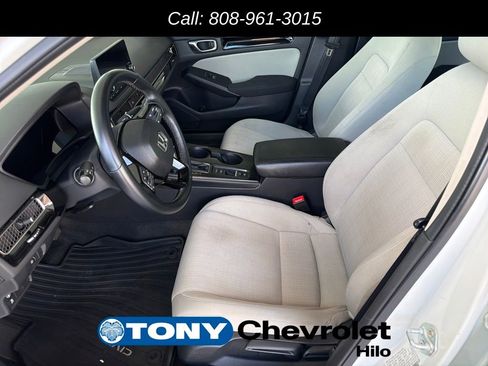 Used 2023 Honda Civic EX image 9