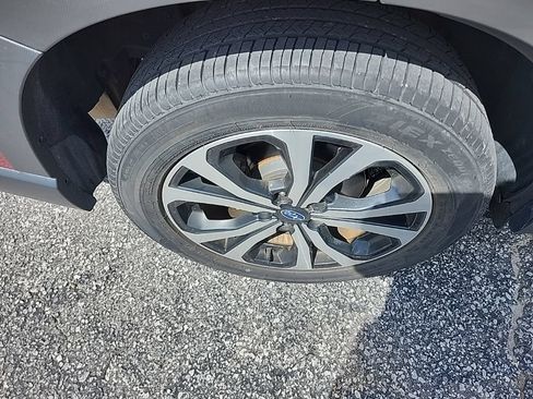 Used 2020 Subaru Forester Limited AWD/4WD image 19