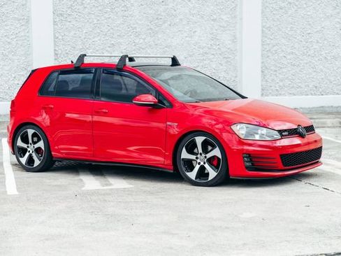 Used 2015 Volkswagen GTI S FWD image 33