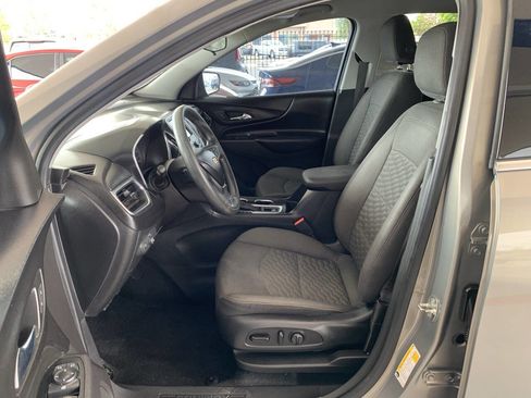 Used 2019 Chevrolet Equinox LT FWD image 6