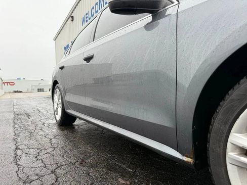 Used 2014 Volkswagen Passat 1.8T SE image 11