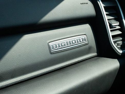 Used 2022 RAM 1500 Big Horn AWD/4WD image 38