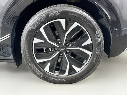 Used 2024 Kia EV6 Wind w/ Wind Technology Package image 11