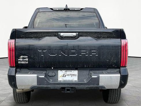 Used 2022 Toyota Tundra Limited image 6