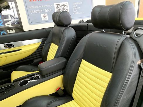 Used 2002 Ford Thunderbird Deluxe image 10