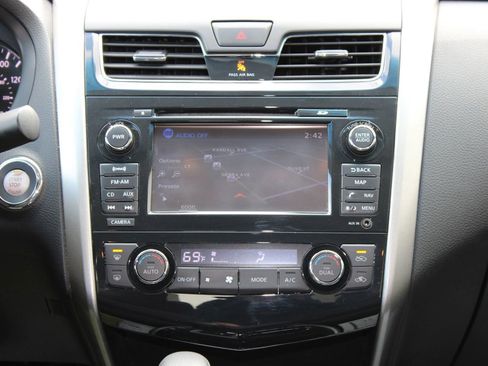 Used 2013 Nissan Altima 2.5 SV w/ 2.5SV Convenience Pkg image 25