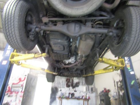 Used 2011 Toyota 4Runner SR5 w/ Premium Pkg w/Leather AWD/4WD image 35
