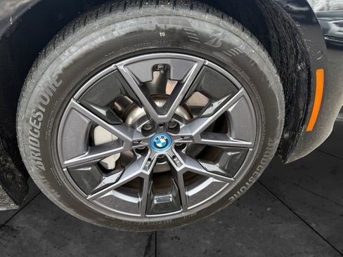 Used 2024 BMW i4 xDrive40i image 28