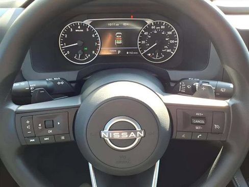 Certified 2025 Nissan Pathfinder S image 15