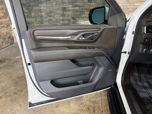 Used 2024 GMC Yukon Denali w/ Max Trailering Package AWD/4WD image 9