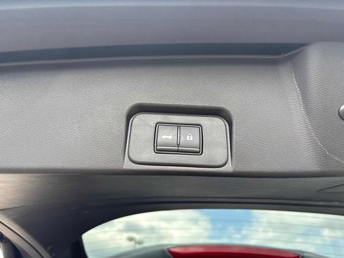 Used 2026 Nissan Rogue SV AWD/4WD image 24