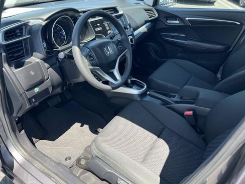 Certified 2019 Honda Fit LX image 5