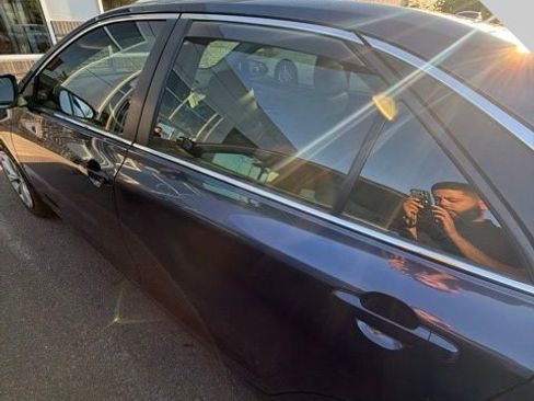 Used 2016 Toyota Camry LE w/ Moonroof Package image 8