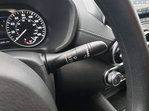 Used 2023 Nissan Sentra SV image 22