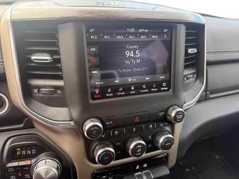 Used 2020 RAM 1500 Laramie w/ Off Road Group image 12