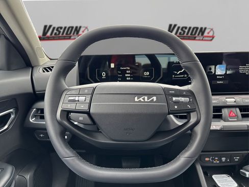 New 2025 Kia K4 EX image 15