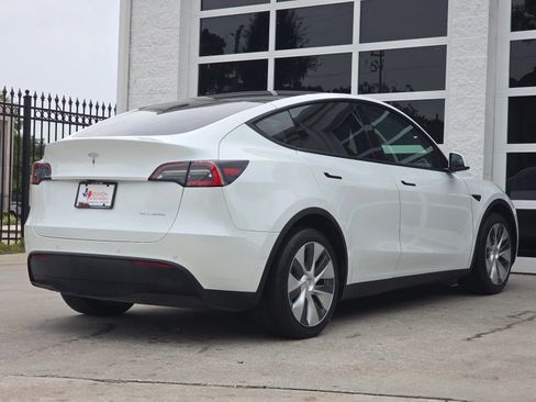 Used 2020 Tesla Model Y Long Range AWD/4WD image 4
