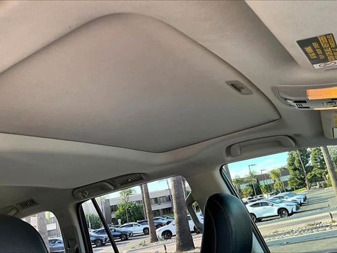 Used 2019 Lexus GX 460 Luxury image 13