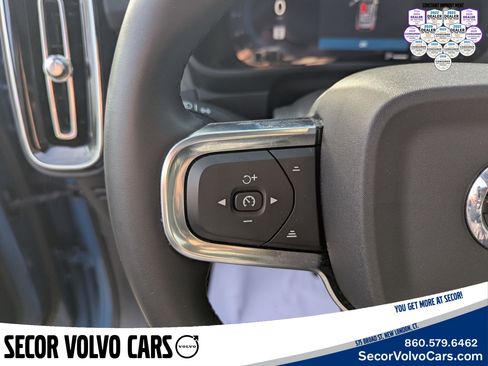 Certified 2023 Volvo XC40 B5 Ultimate w/ Protection Package Premier image 13