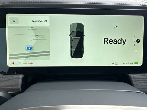 Used 2023 Rivian R1S Adventure image 24