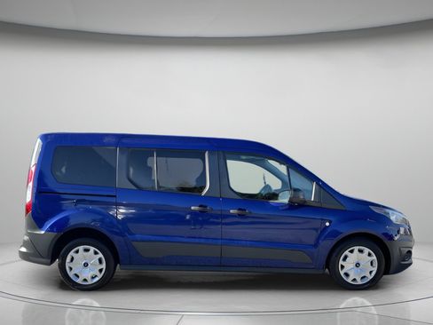 Used 2017 Ford Transit Connect XL image 2