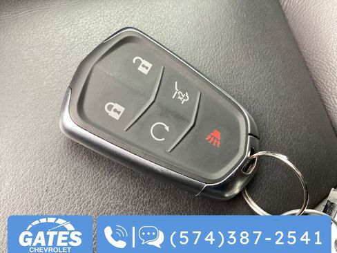 Used 2025 Cadillac XT6 Premium Luxury image 40