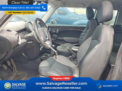 Used 2008 MINI Cooper Clubman Hardtop FWD image 9