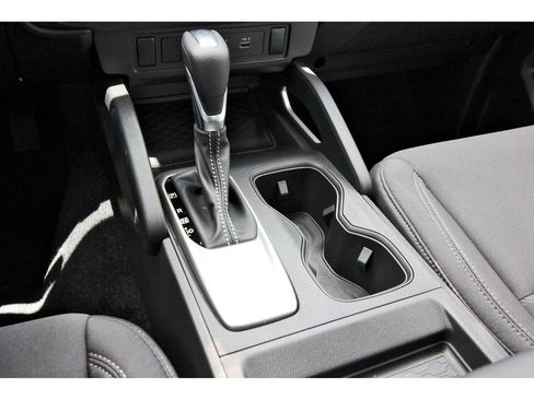 Certified 2024 Nissan Frontier SV w/ Technology Package image 24