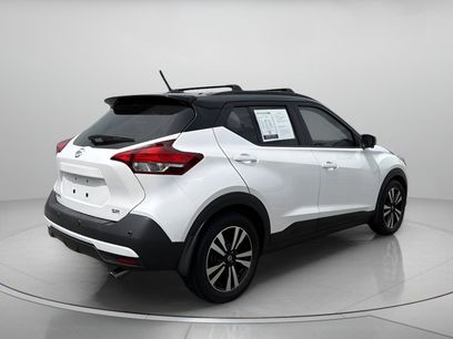 Used 2020 Nissan Kicks SR w/ Exterior Package