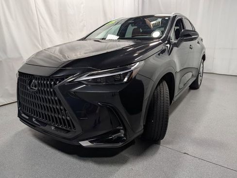 Used 2025 Lexus NX 350h AWD w/ Cold Area Package image 7