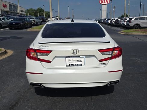 Used 2022 Honda Accord Sport Special Edition image 4