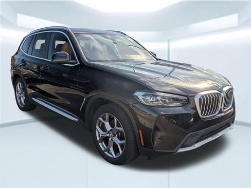 Used 2024 BMW X3 xDrive30i w/ Premium Package w/ZPA image 3