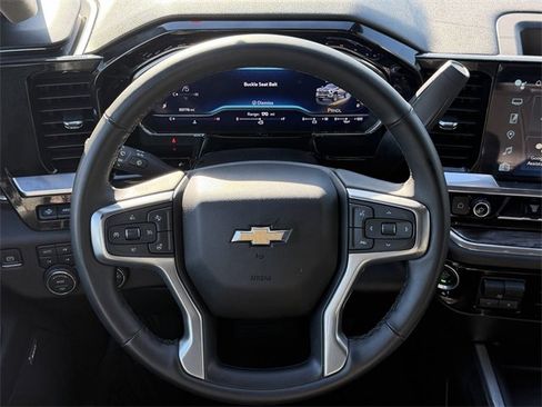 Used 2024 Chevrolet Silverado 2500 LTZ w/ LTZ Convenience Package image 11