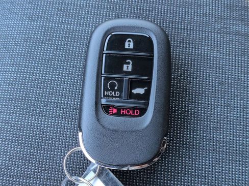 New 2025 Honda Pilot Sport image 35