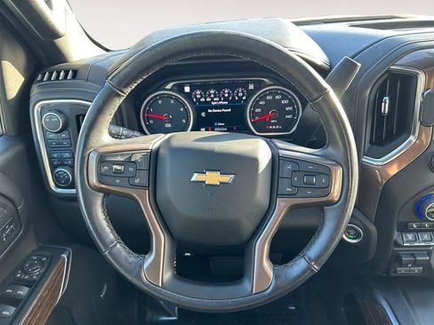 Used 2022 Chevrolet Silverado 3500 High Country w/ Technology Package AWD/4WD image 15