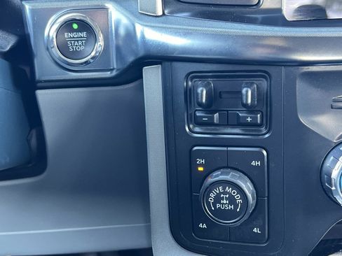 Used 2022 Ford F150 Limited image 16