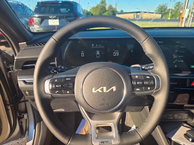 New 2027 Kia K5 GT-Line w/ GT-Line Premium Package FWD image 17