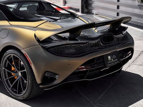 Used 2025 McLaren 750S Spider image 15