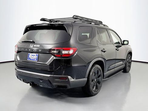 New 2026 Honda Pilot Black Edition image 5