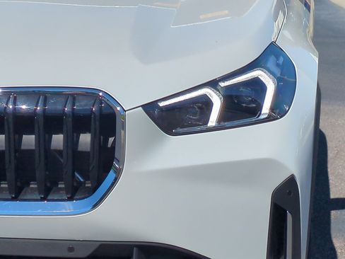 Certified 2023 BMW X1 xDrive28i w/ Premium Package AWD/4WD image 6