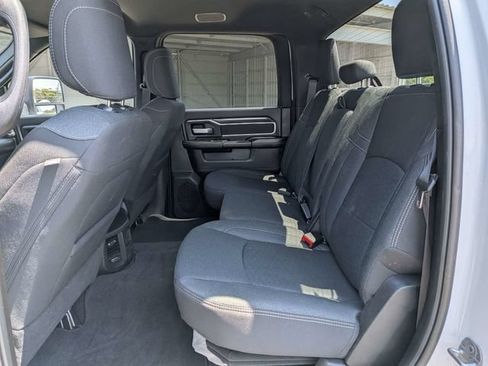 Used 2025 RAM 2500 Big Horn AWD/4WD image 14