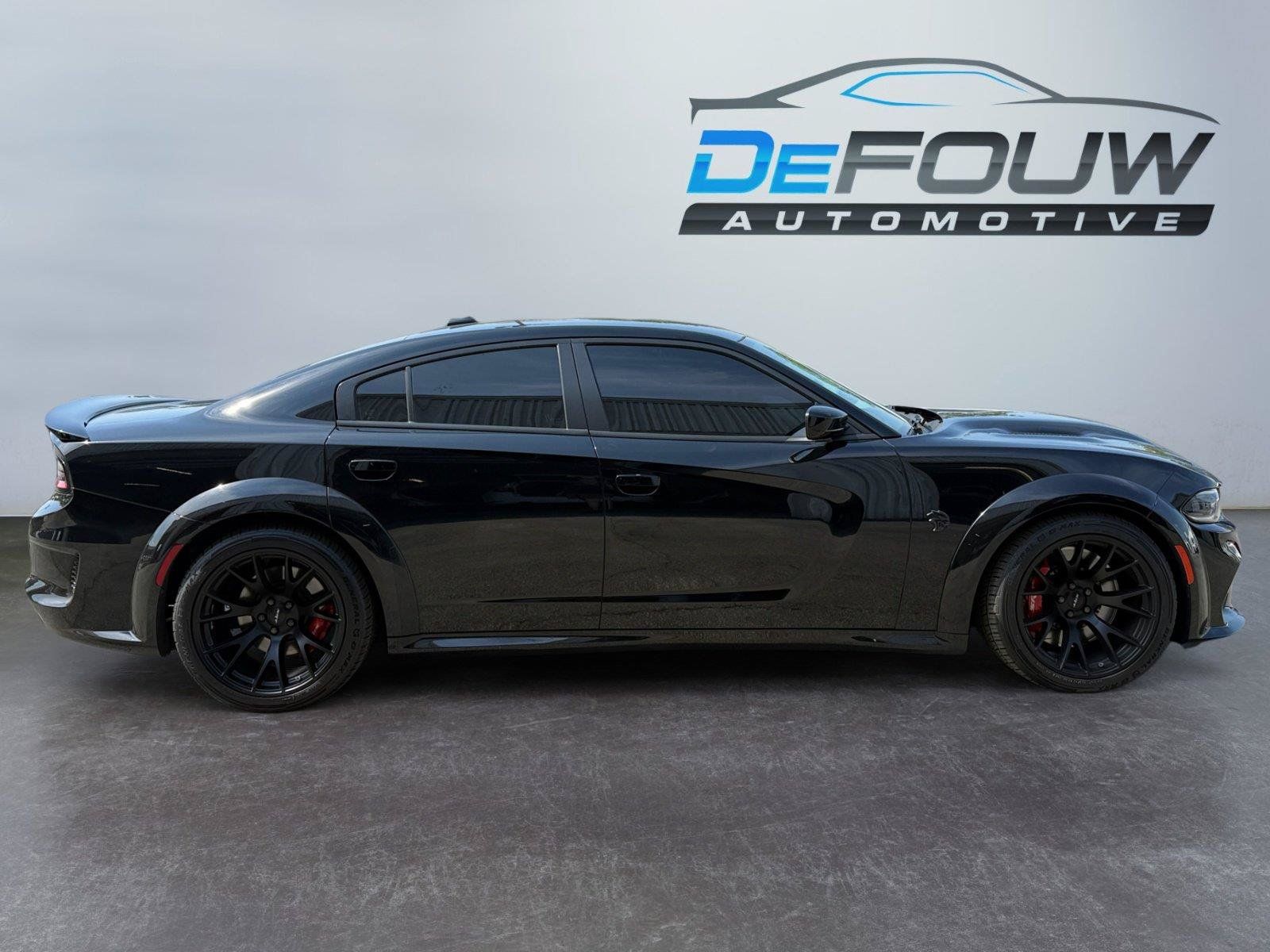 Used 2022 Dodge Charger SRT Hellcat RWD image 2